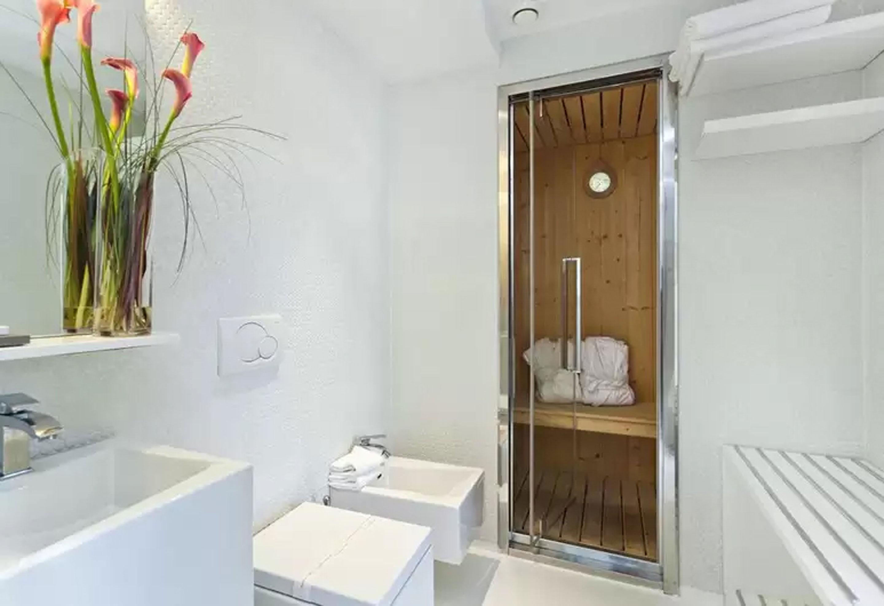Navona Guest house 2*